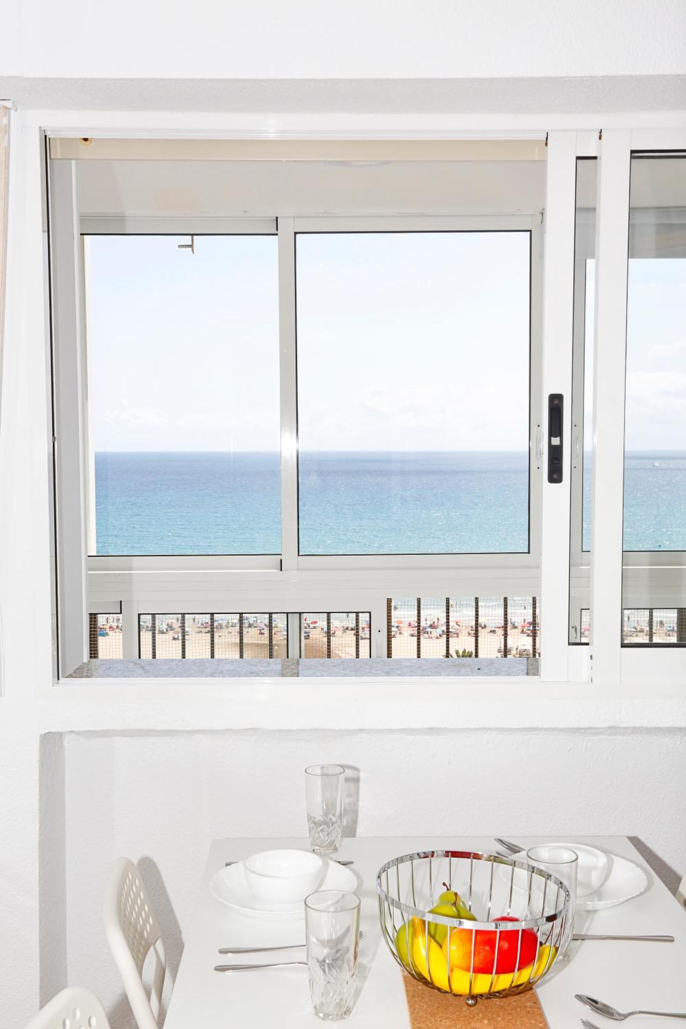 Diamar Near The Beach With Wifi Apartment Alicante Bagian luar foto